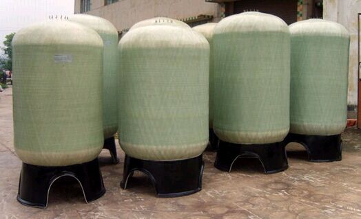 玻璃鋼鹽酸罐的特殊優(yōu)勢(shì)及纏繞工藝 玻璃鋼鹽酸罐