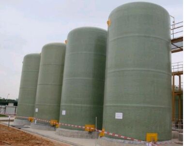 玻璃鋼酸堿罐雨季的保養常識及支座的四大類型 玻璃鋼酸堿罐